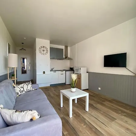 *les Voiliers, Studio, Vue Sur Mer, Wifi, Parking* Apartment Mauguio