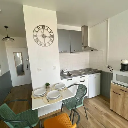*les Voiliers, Studio, Vue Sur Mer, Wifi, Parking*