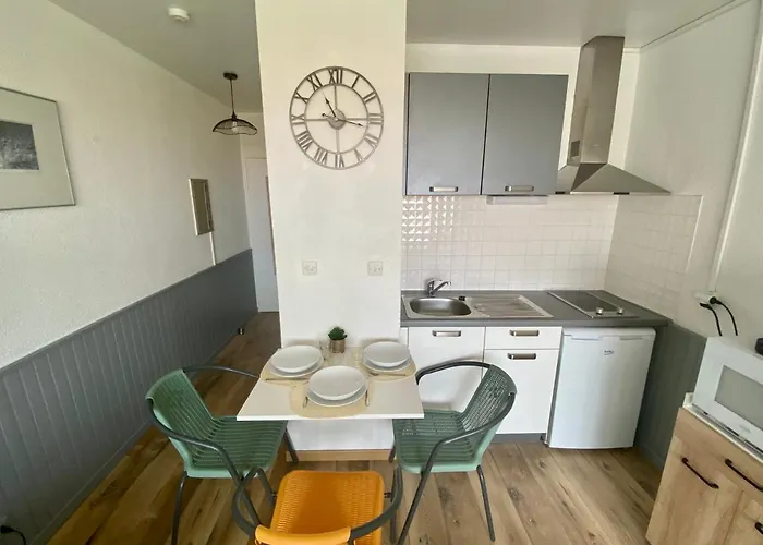 *les Voiliers, Studio, Vue Sur Mer, Wifi, Parking* Διαμέρισμα