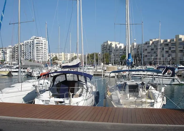 *les Voiliers, Studio, Vue Sur Mer, Wifi, Parking*